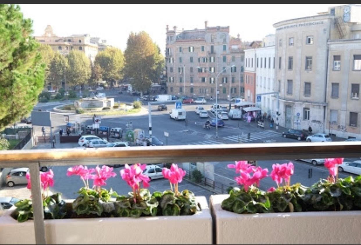 Fiore Vaticano B&B Рим Екстериор снимка